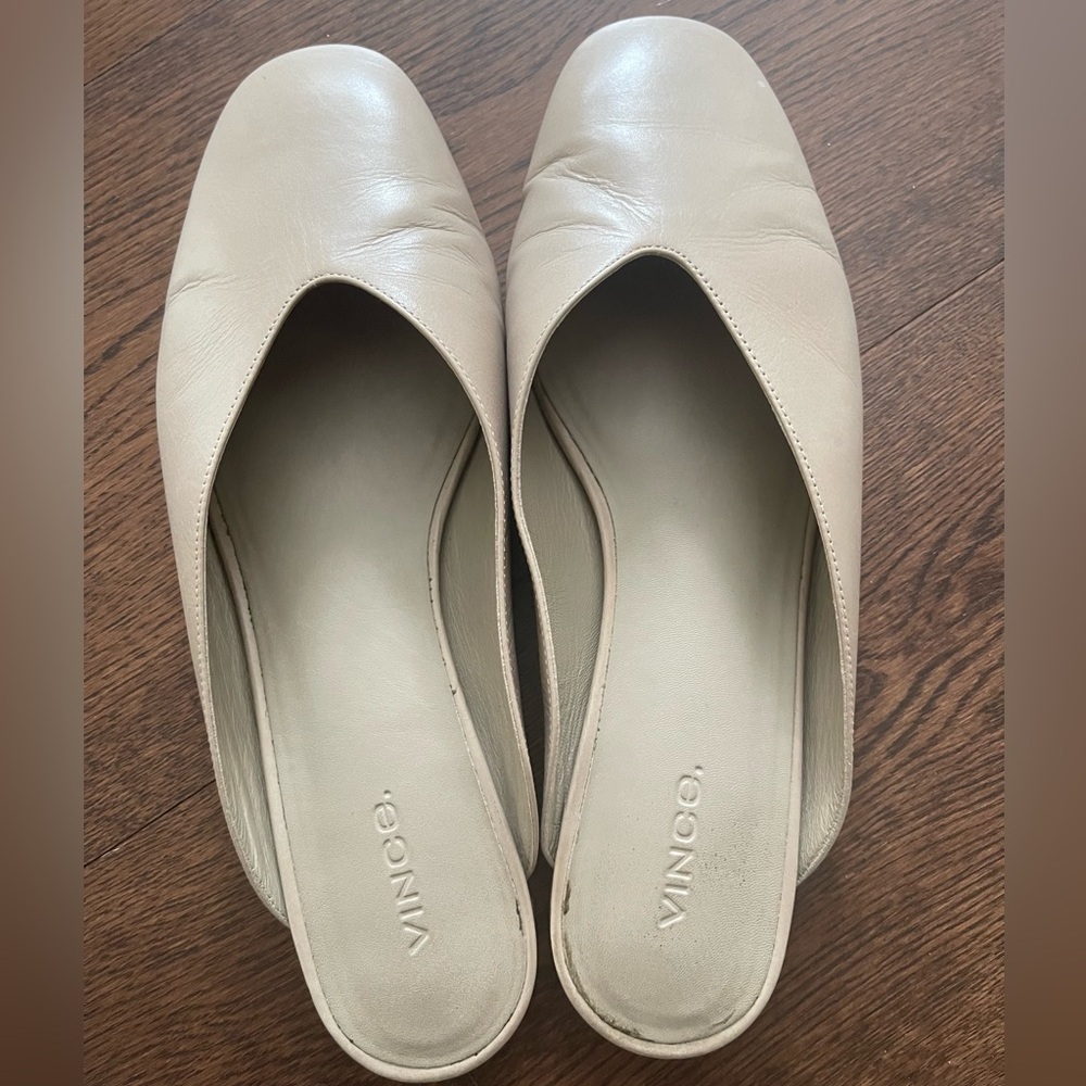 Vince Women's Off-White Leather Mules